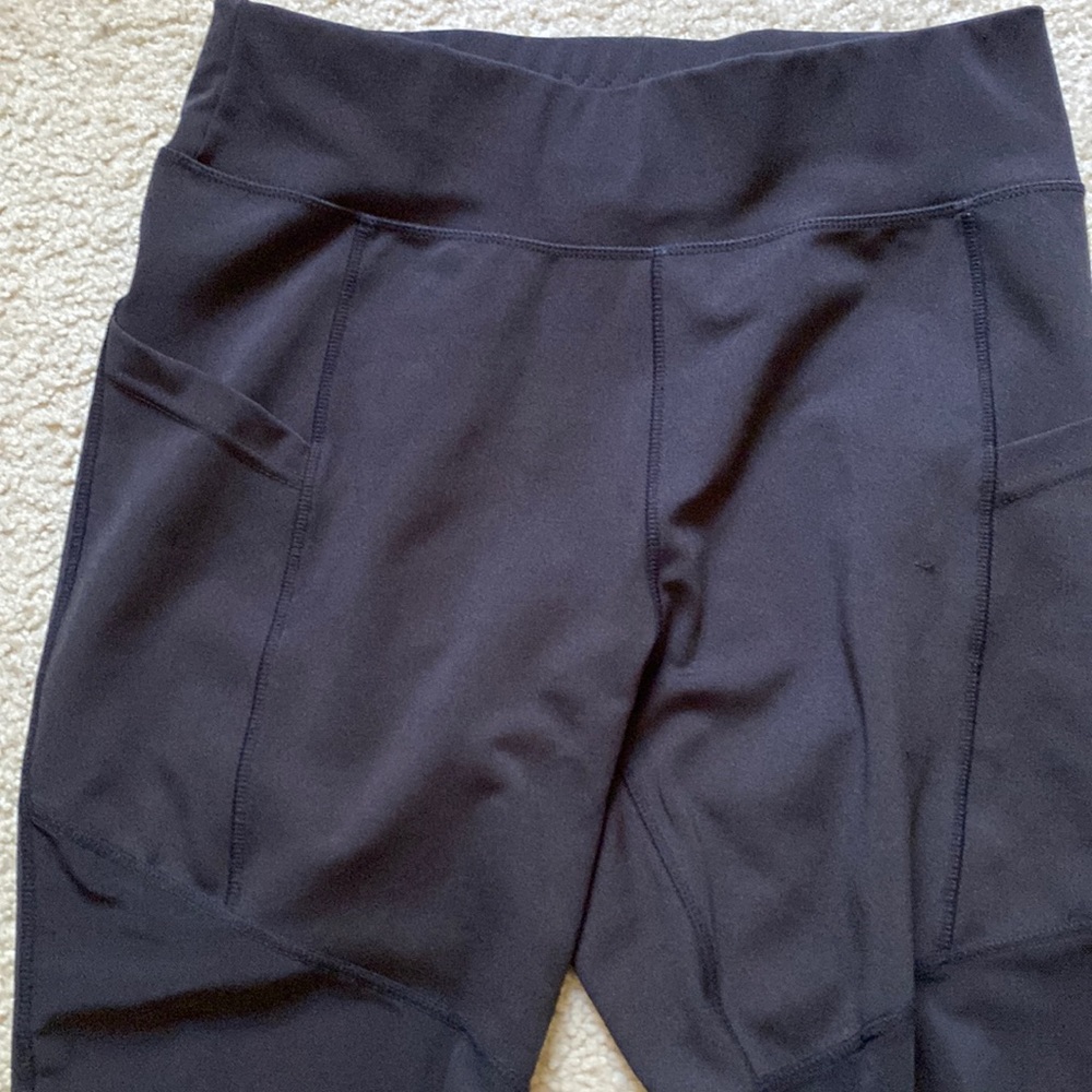 Leggings pop fit mesh cut out mid thigh and back of calf